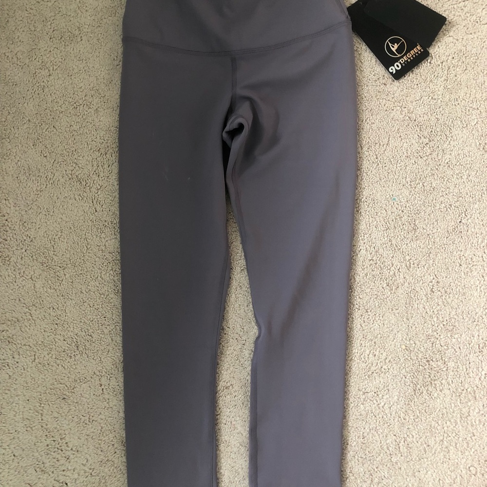 Athletic ankle length leggings